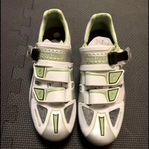 Pearl Izumi Spinning bike Shoes